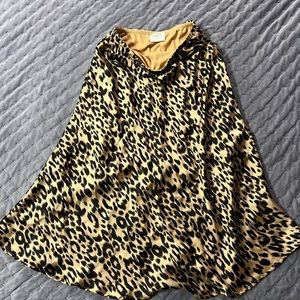 Knee length skirt (I’m 5’7)